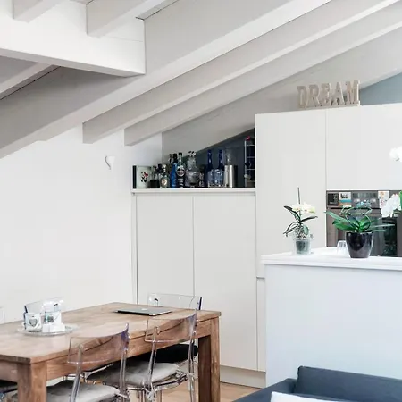 Apartment Joivy Isotta's House With 2 Cosy Balconies