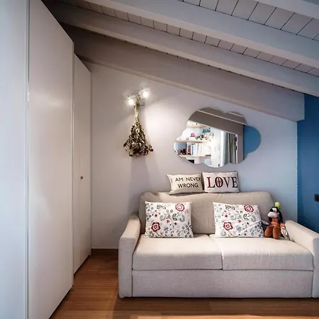 Joivy Isotta's House With 2 Cosy Balconies * Como