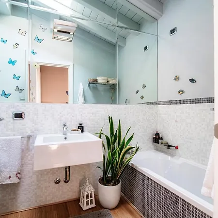 Apartamento Joivy Isotta's House With 2 Cosy Balconies *