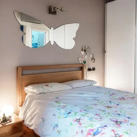 Apartamento Joivy Isotta's House With 2 Cosy Balconies Como