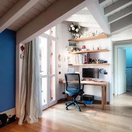 Joivy Isotta's House With 2 Cosy Balconies Como