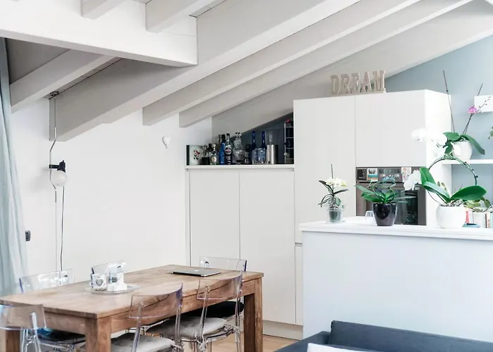 Appartamento Joivy Isotta's House With 2 Cosy Balconies